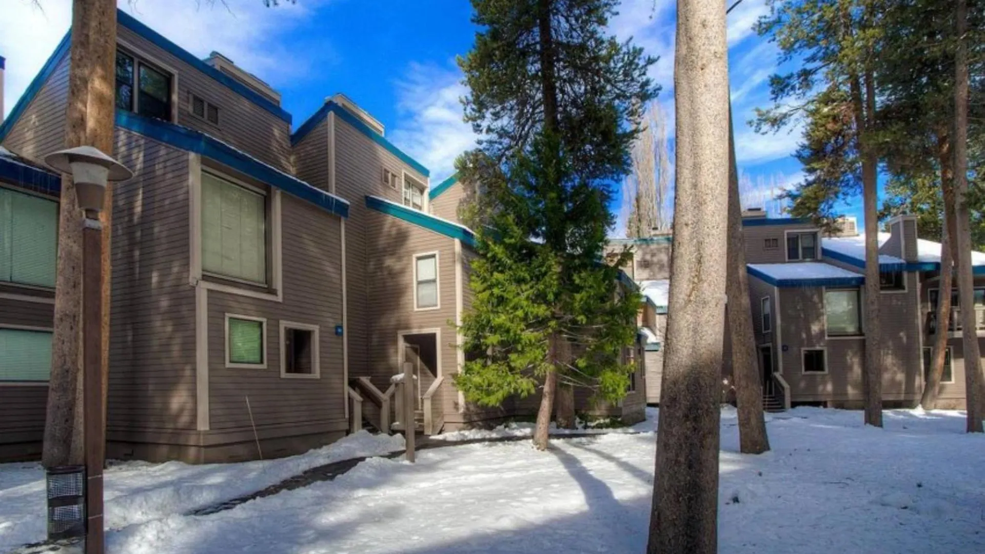 Dom wakacyjny Our Happy Place Home South Lake Tahoe Stany Zjednoczone Ameryki