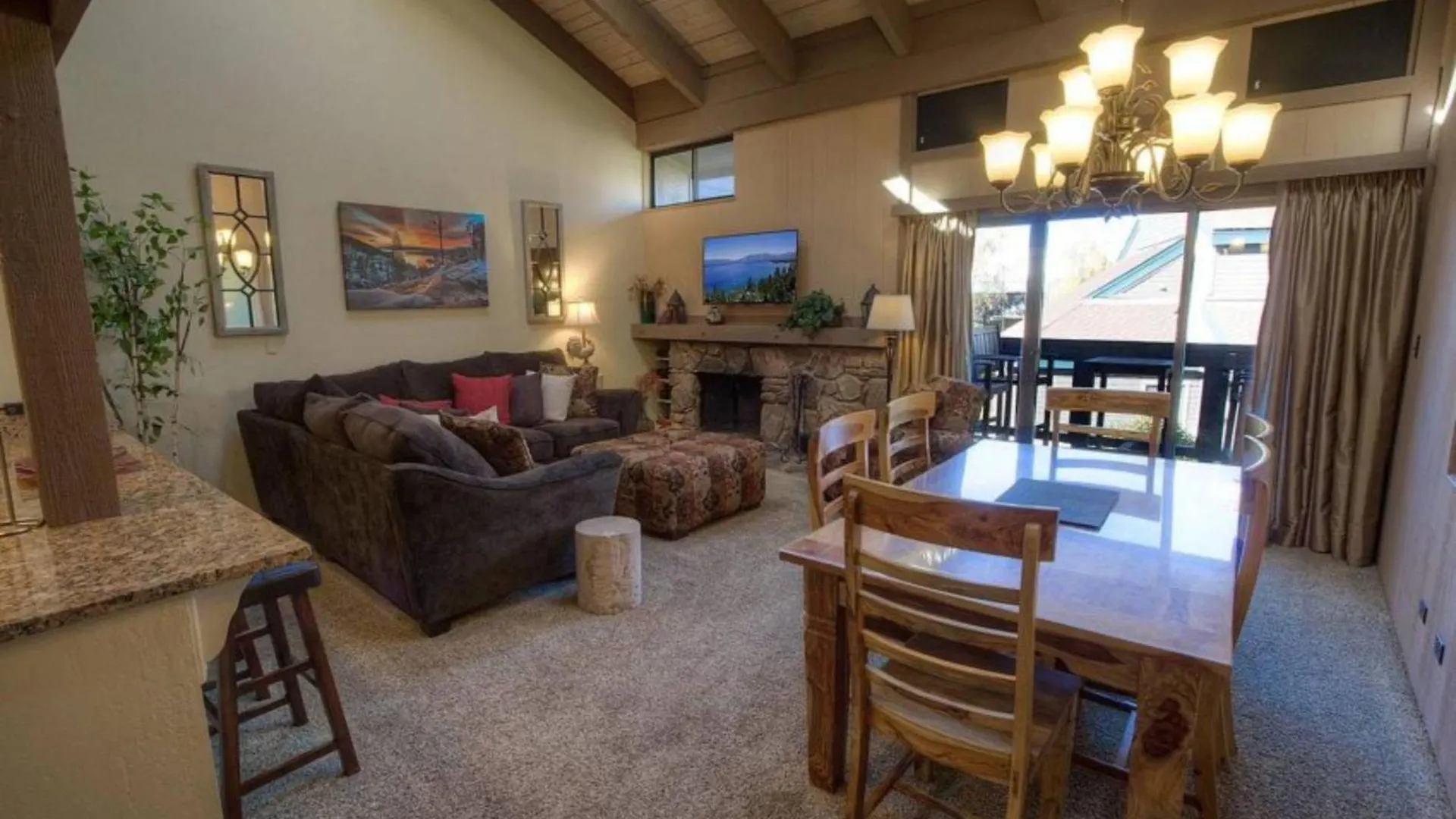 Dom wakacyjny Our Happy Place Home South Lake Tahoe Stany Zjednoczone Ameryki
